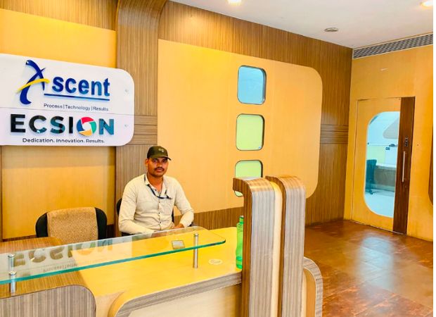 ecsion hiring software engineer trainee fresher